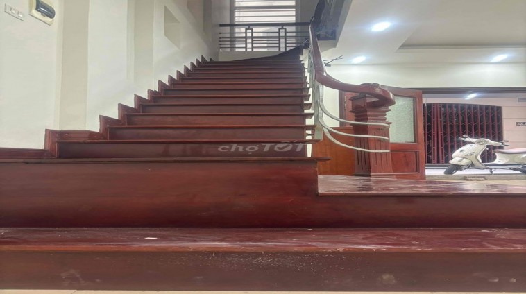 CHO THUÊ NHÀ NGUYÊN CĂN LÀM VĂN PHÒNG, KD ONL, Ở GĐ, PHỐ TRẦN QUỐC HOÀN, CẦU GIẤY